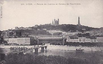 Lyon palais de justice et coteau de fourviere cp martel